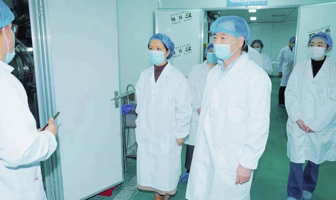 尊龙凯时人生就是搏快报 || 程学勇董事长一行视察鑫岛食品厂